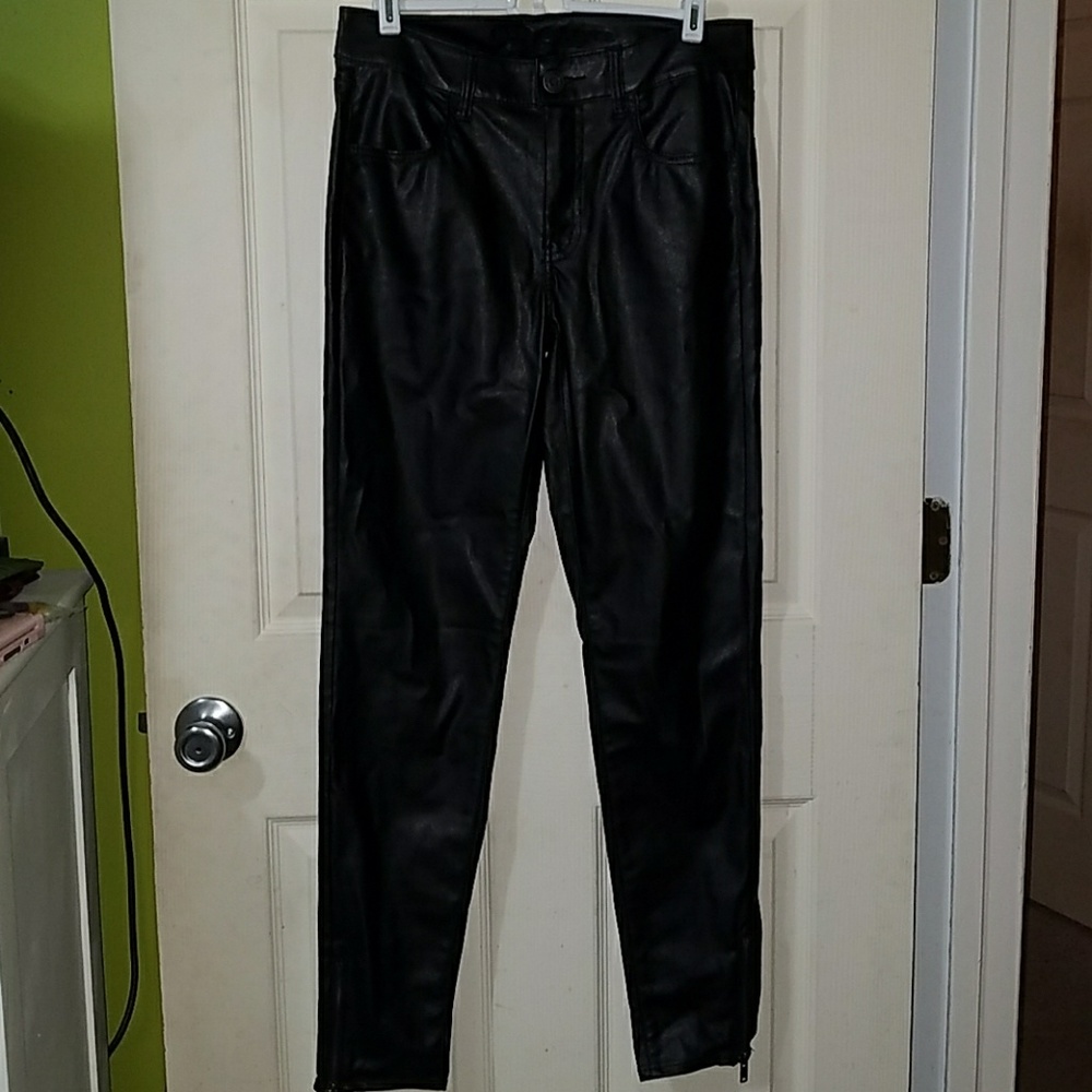 Faux Leather Skinny Pants